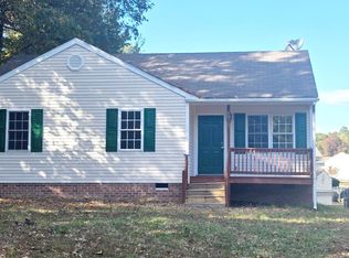 6018 Glencadam Rd, South Chesterfield, VA 23803