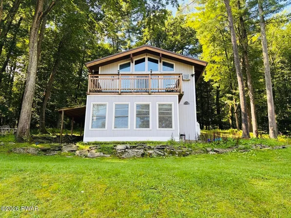 615 Fern St, Hawley, PA 18428