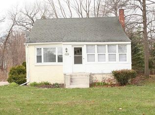 1554 Goffe St, Saint Clair, MI