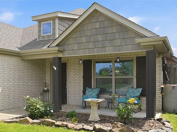 3rd image of 6335 W Limerick Way