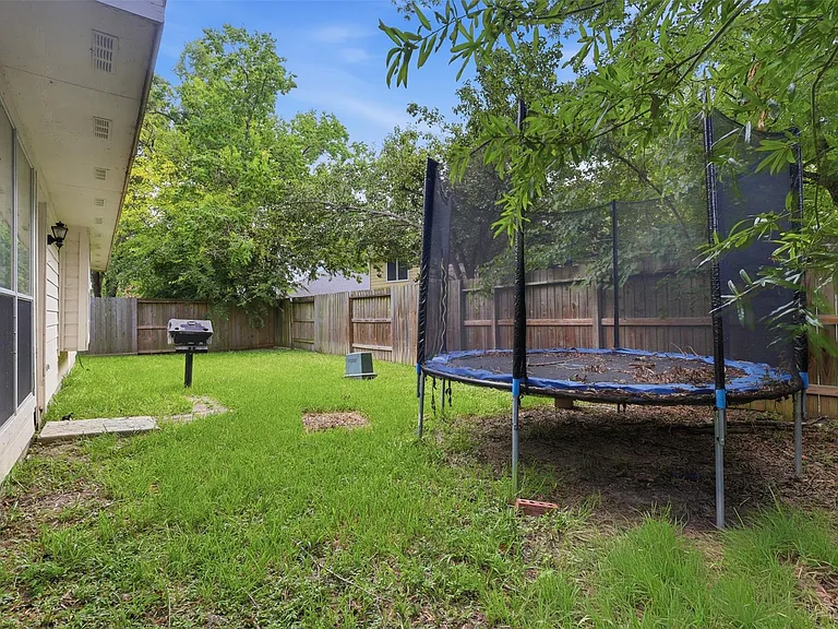 19319 Arbor Pines Ln — Photo 28