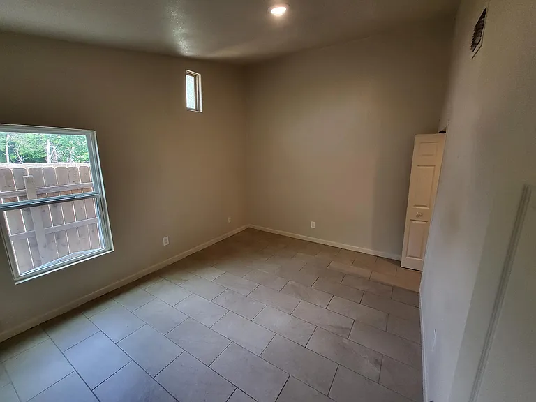 118 Esmeralda Dr #103 — Photo 11