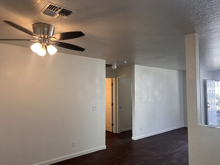 1616 Willis St — Photo 12