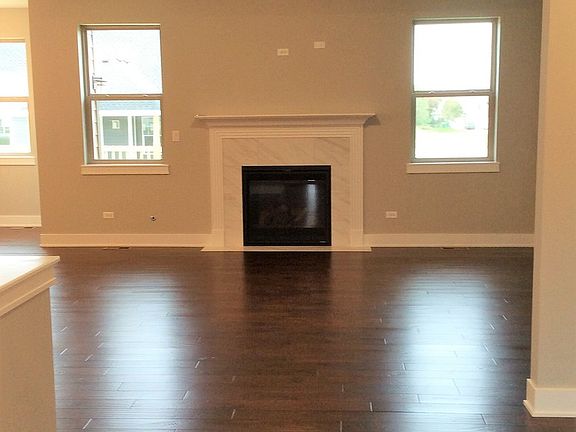 4th image of 21018 Lakewoods Ln