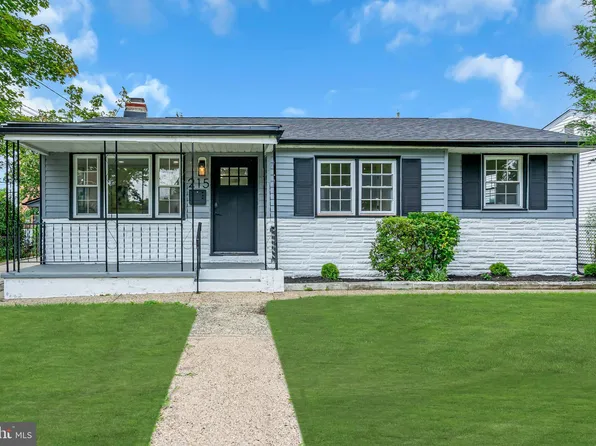 215 Miller Ave, Lawnside, NJ 08045