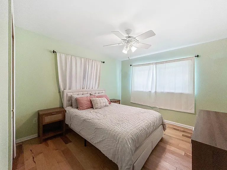 10904 Temple Ave — Photo 10