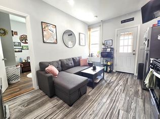 195 30th St #1R, Brooklyn, NY 11232