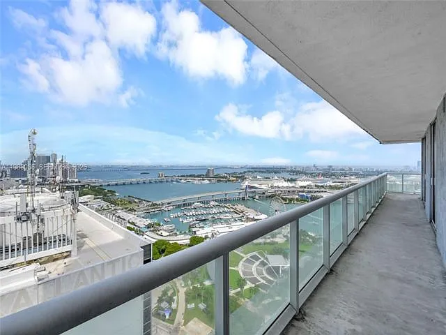 50 Biscayne Blvd #3802 — Photo 20
