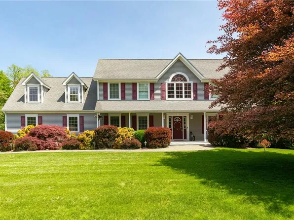 10 Brenner Ridge Road, Pleasant Valley, NY 12569