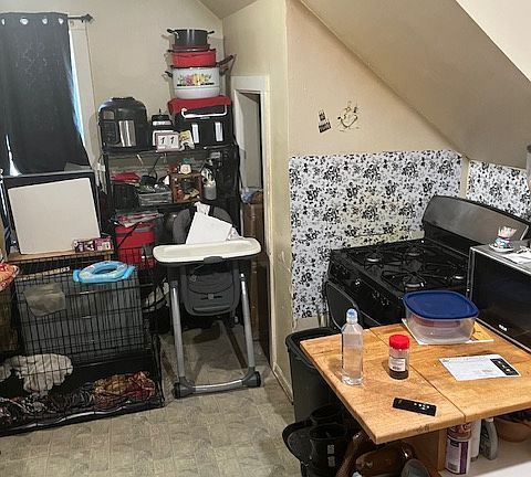 5th image of 2733 N Oak Park Ave APT 3F