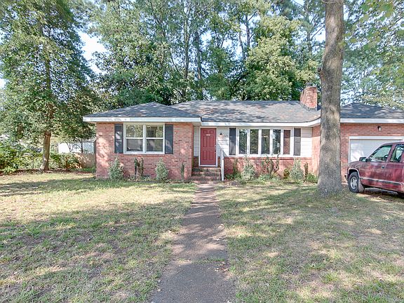 2nd image of 4724 Haywood Dr
