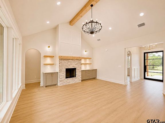 3rd image of 11740 Wildwood Dr