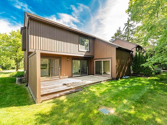 4th image of 1 Westbury Ct