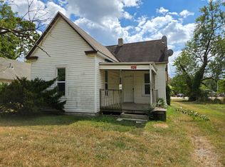 1126 W Locust St, Springfield, MO 65803