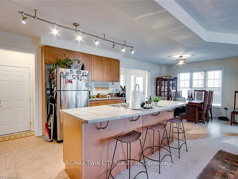 18 Blue Oak St — Photo 19