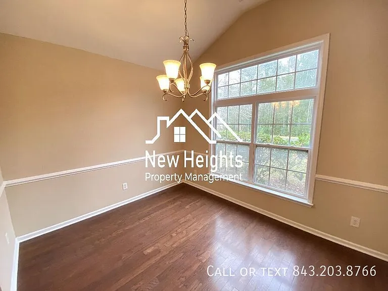 8207 Ronda Dr — Photo 3