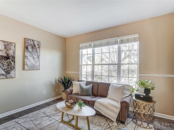 4th image of 2706 Gardenia Ave APT 4