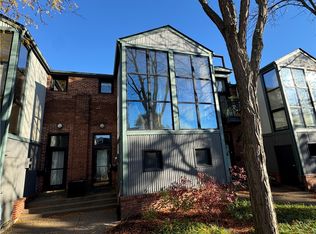1726 Wharton St, Pittsburgh, PA