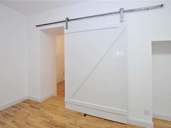 4th image of 160 W 16th St APT 1A