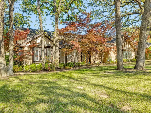 709 Castlewood Ln, Arlington, TX 76012