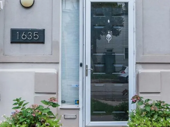 1635 W Altgeld St, Chicago, IL 60614