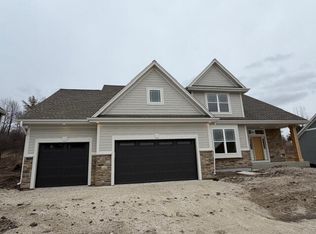 1344 Mohican TRAIL, Waukesha, WI 53189