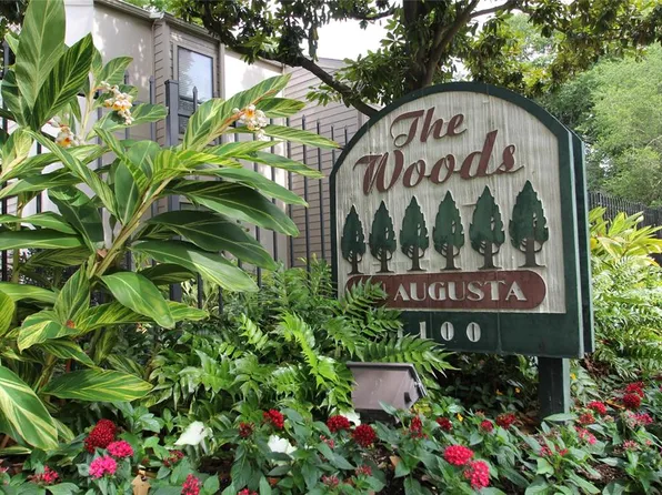 1100 Augusta Dr APT 20, Houston, TX 77057
