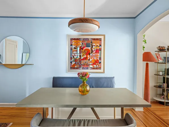 310 West 55th Street image 10 of 18