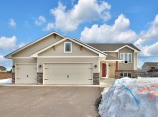 38013 Gerald Ave, North Branch, MN 55056