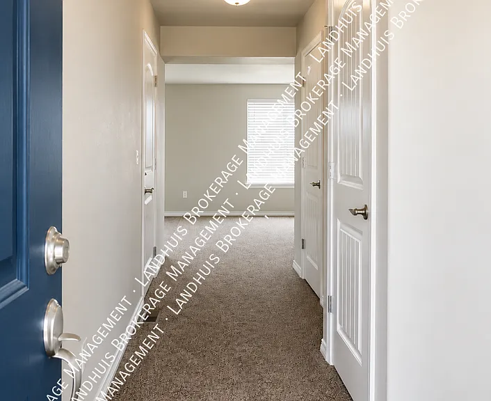 6442 Chaplin Dr — Photo 2