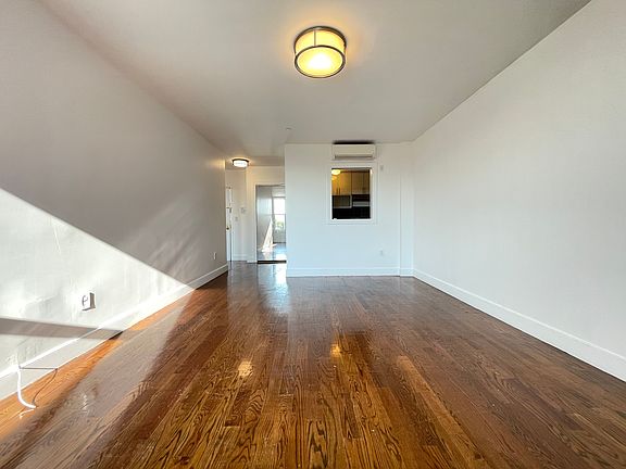 3rd image of 490 Ocean Pkwy #50