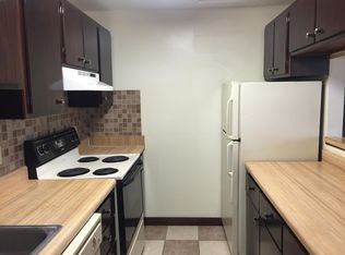 537 Berlin Rd #B, Huron, OH 44839