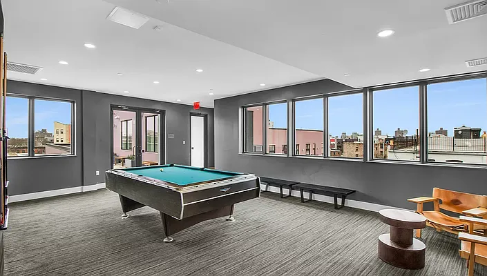 Rented by Farside Realty LLC | media 5