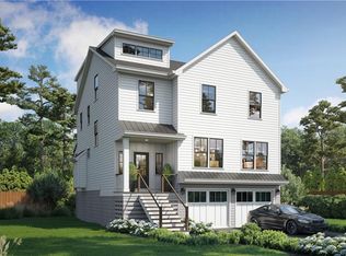88 Pratt St, Fairfield, CT 06824