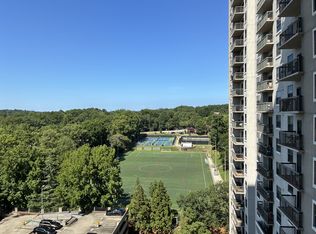 795 Hammond Dr, Atlanta, GA 30328