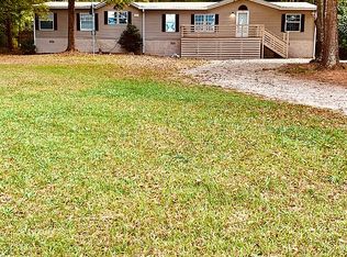 1031 River Woods Dr, Madison, GA 30650