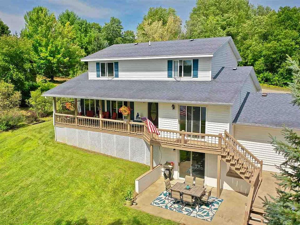 1st image of 817 Arbutus Dr