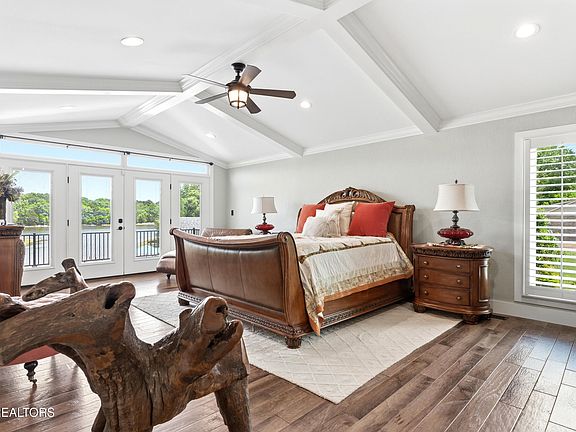 29th image of 401 Gholdston Dr
