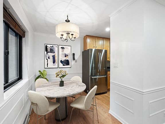 4th image of 2336 N Commonwealth Ave APT 109