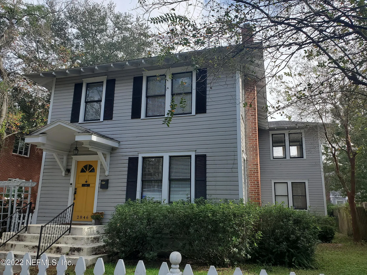 4 bed, 3.0 bath, 2304 sqft, $3,200 — Photo 1