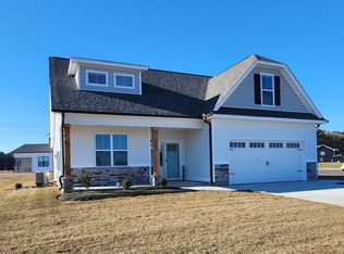 636 Norberry Dr, Winterville, NC 28590