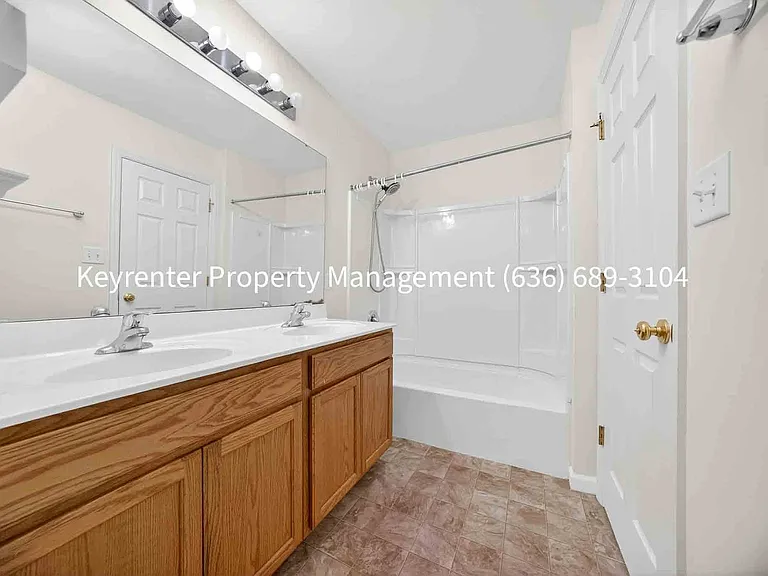 229 Charlestowne Place Dr — Photo 33