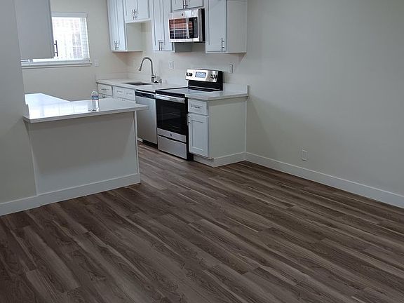 3rd image of 48 Lester Ave APT 3