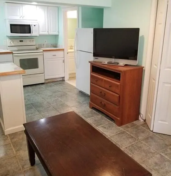 187 Wallingford Rd #1 — Photo 5