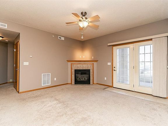 4th image of 920 W Cherry St Unit 2