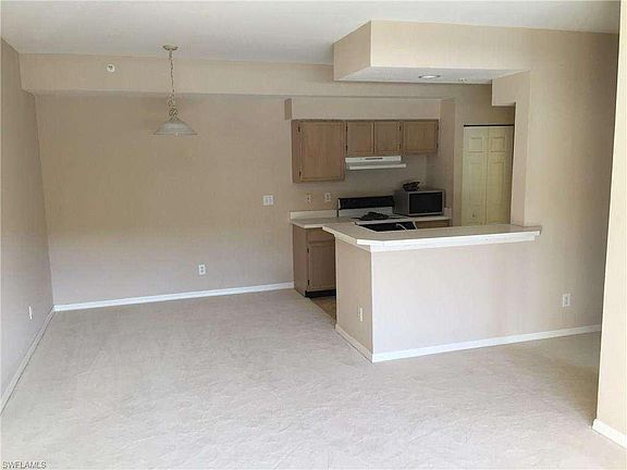 4th image of 4650 Saint Croix Ln