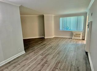 1595 E Chevy Chase Dr #11, Glendale, CA 91206