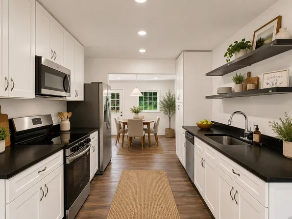 1042 Poinsettia, San Antonio, TX 78202