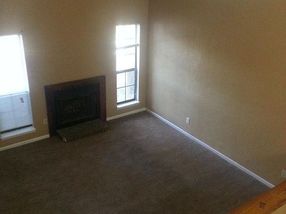 5th image of 1215 Chee Ln #1215