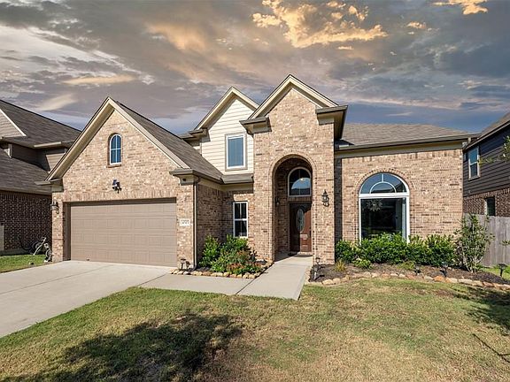 4th image of 4515 Clara Rose Ln